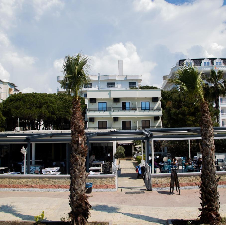 Okej Hotel Golem  Exterior foto