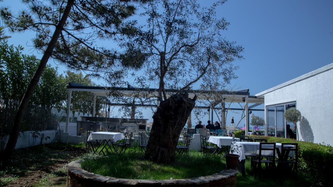 Okej Hotel Golem  Exterior foto